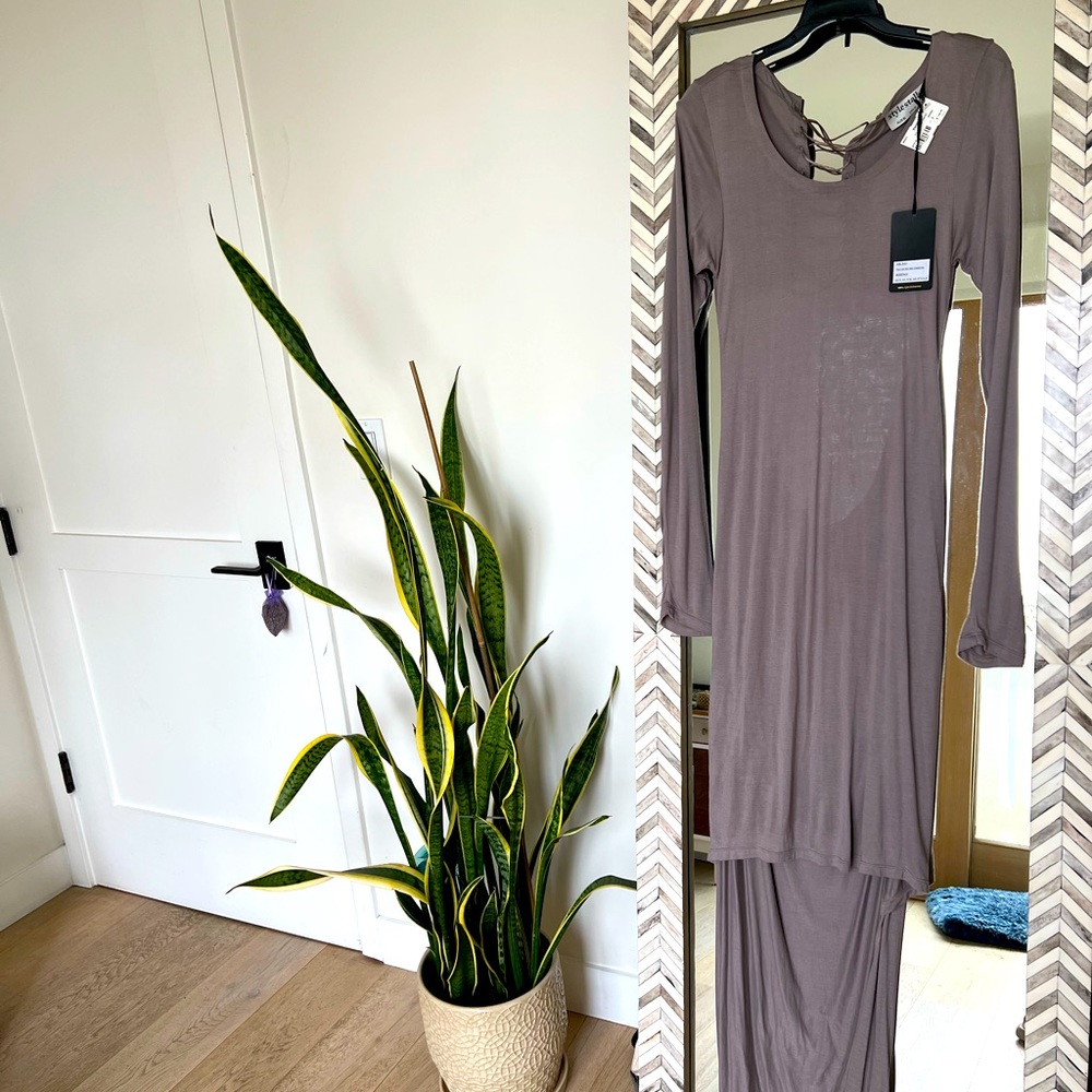 beautiful & unique dress with a gorgeous open back detail